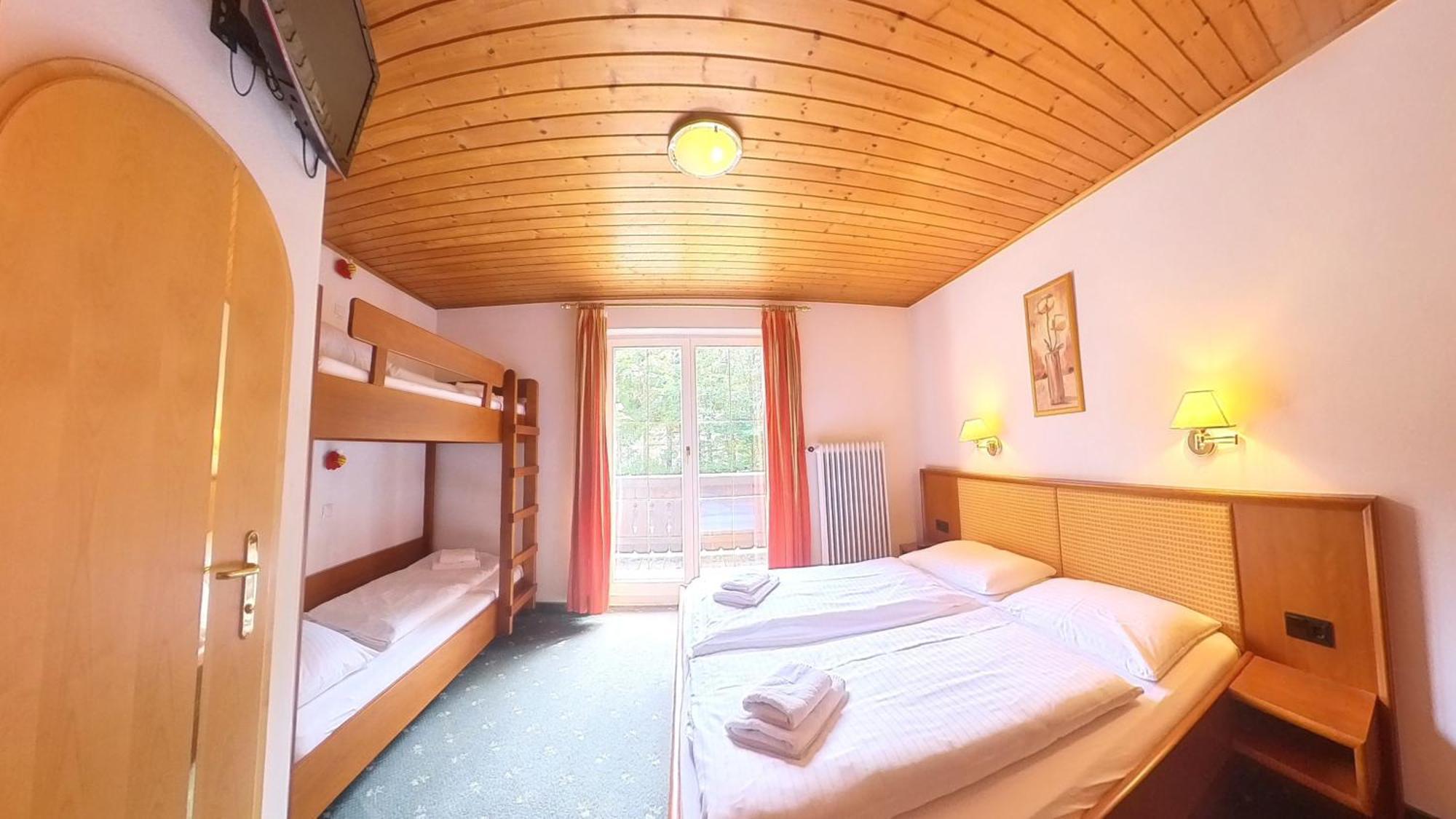 Das Christine Appartement Brixen im Thale Ngoại thất bức ảnh